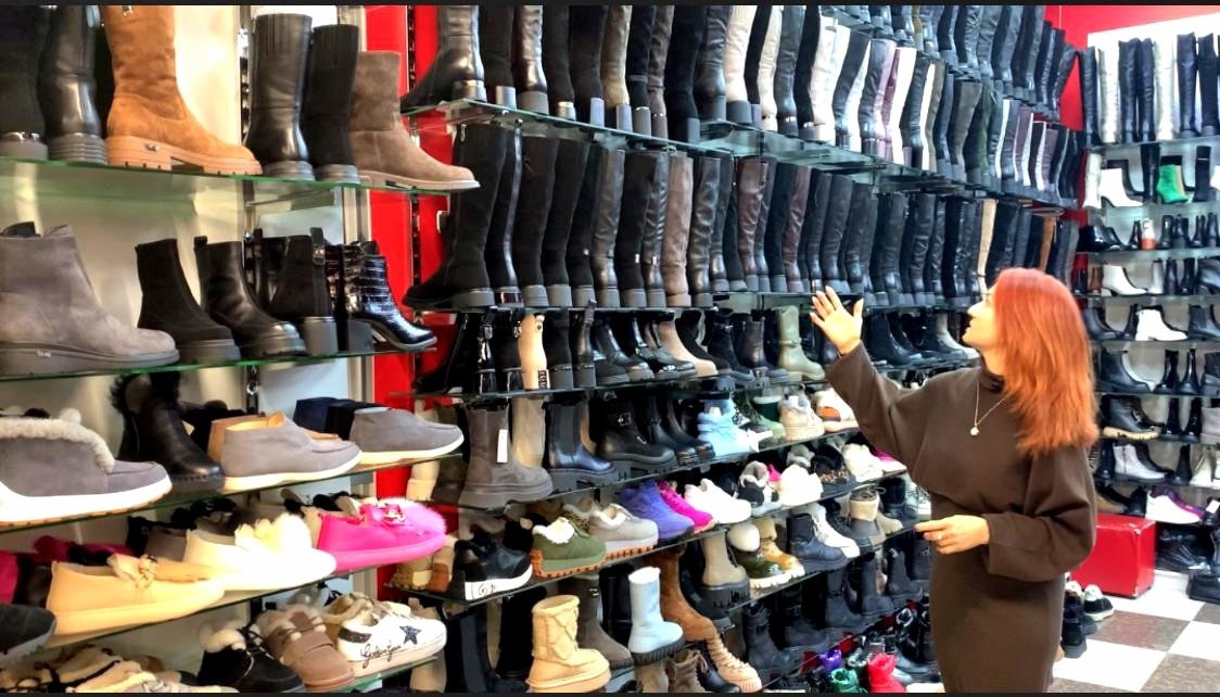 Обувь весна 2024. Лоферы. Туфли. Кроссовки. Ботинки Женская обувь