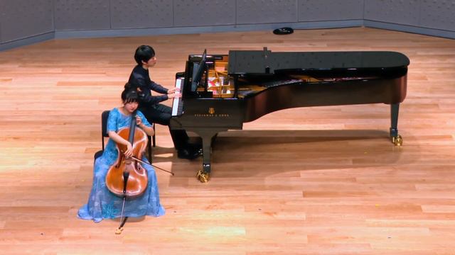 R. Schumann | Three Romances for Oboe and Piano (cello transcription) | Jiaxun Yao смотреть онлайн