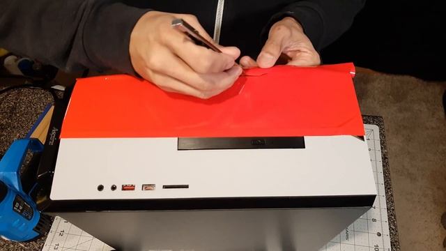 How To Vinyl Wrap A PC Tower - Make A Custom PC Skin with Vinyl Wrap смотреть онлайн