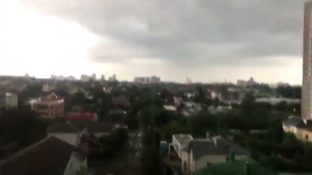 Грозы и ливни в Волгограде смотреть онлайн