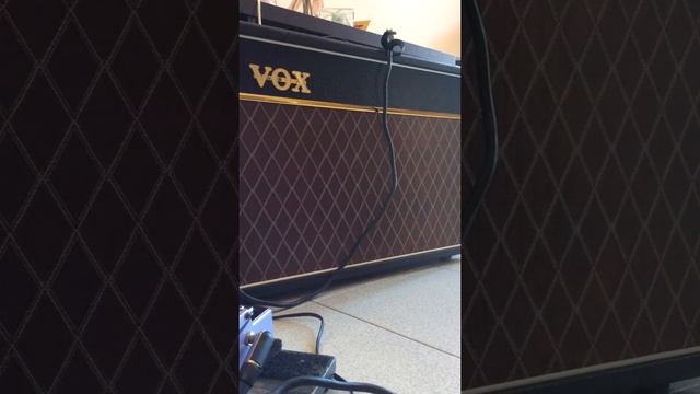 Vox AC15 C1 with Celestion Alnico Blue and Fender Stratocaster смотреть онлайн