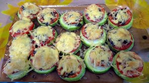 Кабачки с помидорами и сыром в духовке