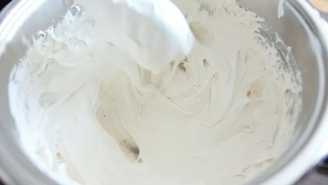 TORRONE Soft NOUGAT RECIPE - ITALIAN NUT & NOUGAT BARS | Great For Holidays & Valentine's Day! смотреть онлайн