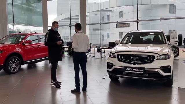 АВТОСАЛОН Geely МОДЕЛИ КОМПЛЕКТАЦИИ ЦЕНЫ Подробный обзор￼ смотреть онлайн