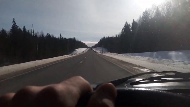 Нива с прицепом 3,5м(800кг).Подрабатываю на пилораме. смотреть онлайн