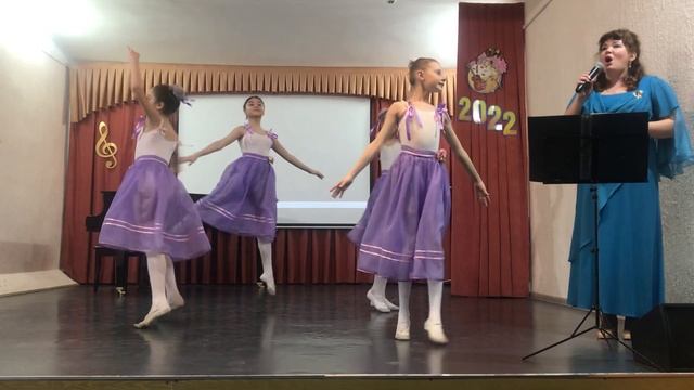 Ностальгический вальс 18 04 2022 Лариса Данилова и "Калинка", педагог Минаева .М.В. смотреть онлайн