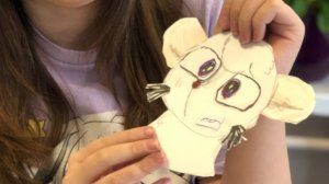 Два кота и мышка