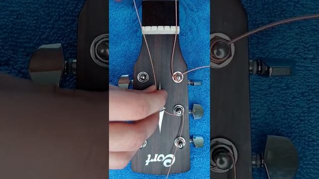 как поменять струны на акустической гитаре смотреть онлайн