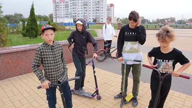Делает Невозможное в 11 Лет ! Лучшие Трюки на Самокате смотреть онлайн