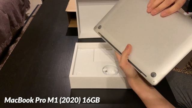 APPLE MacBook Pro M1 (2020) Unboxing Video