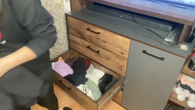 VLOG Наконец-то добралась до разбора половины вещей смотреть онлайн