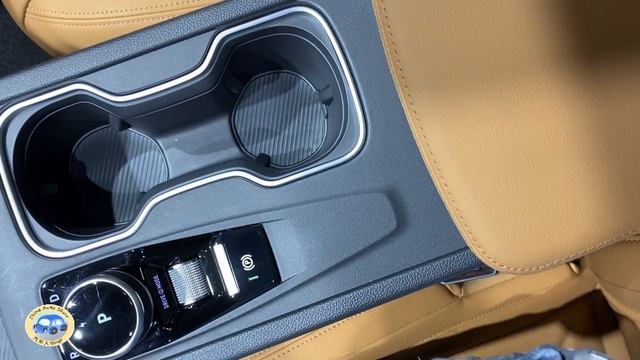 2021 Weltmeister W6 EV Walkaround—2021 Shanghai Motor Show—2021款威马W6，外观与内饰高清实拍