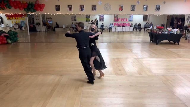 White elephant party - Pro Myroslav and pro Sofiya - Tango￼ смотреть онлайн