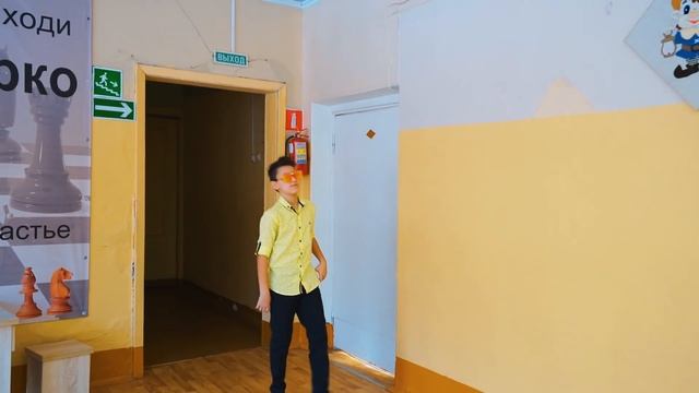 БОГАТЫЕ школьники против НОВЕНЬКИХ! Кто главный в ШКОЛЕ? - Мы семья школа смотреть онлайн