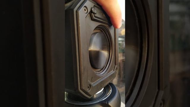bass test tronsmart element groove? смотреть онлайн