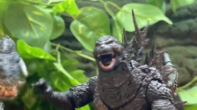 Godzilla Minus One vs Biollante | ゴジラ vs ビオランテ EPIC STOP-MOTION BATTLE! смотреть онлайн