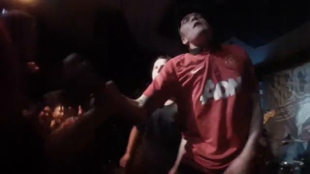 Neck Deep Pittsburg pa 4/2/14 gopro смотреть онлайн
