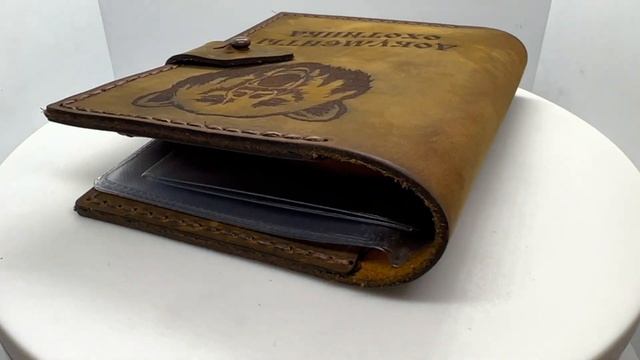 LeatherLine. Портмоне документы охотника "Медведь" смотреть онлайн