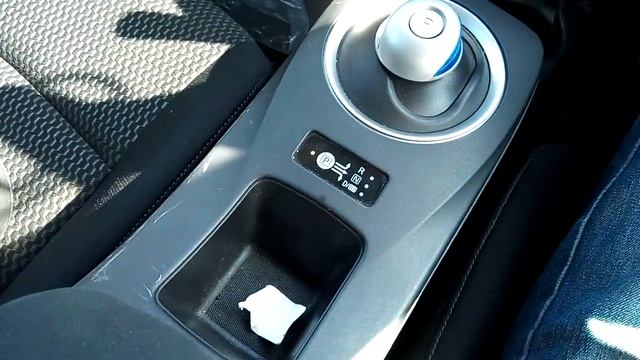 Особенности Nissan Leaf в комплектации S