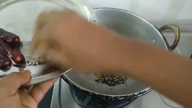 முருங்கை இலை பொடி/drumstick leaf powder смотреть онлайн