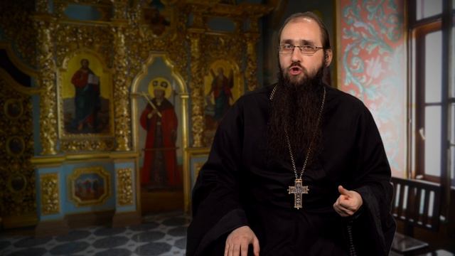 Почему принято молиться перед иконой? смотреть онлайн