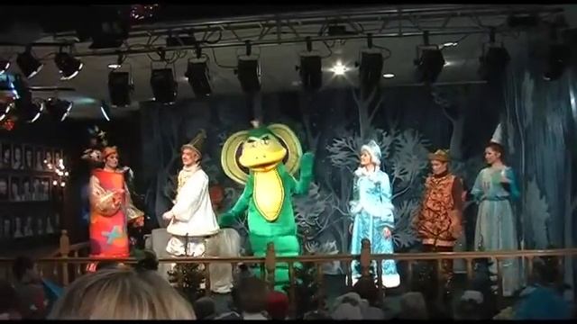 Ши-ши-ши (Новогодняя Песенка Змеи) / Shi-shi-shi (New Year Snake Song) смотреть онлайн