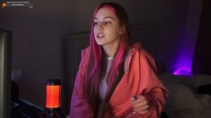 АКУРИЧ РАСПЛАКАЛАСЬ ИЗ-ЗА КОРЕША НА СТРИМЕ/КОРЕШ И АКУЛИЧ