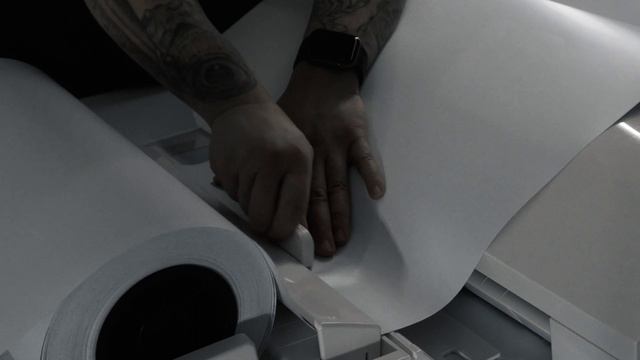 Silhouette Cameo 3 Roll Feeder to make Wall Art Vinyl Decal | BLVCK LABEL смотреть онлайн