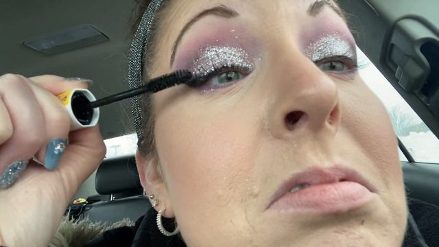 No Eyelash Curler Needed! Maybelline Colossal Curl Bounce Mascara смотреть онлайн