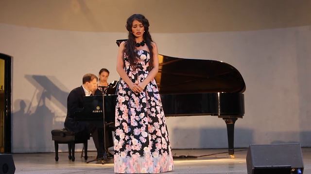 Ginger Costa-Jackson "Mon cœur s'ouvre à ta voix" смотреть онлайн