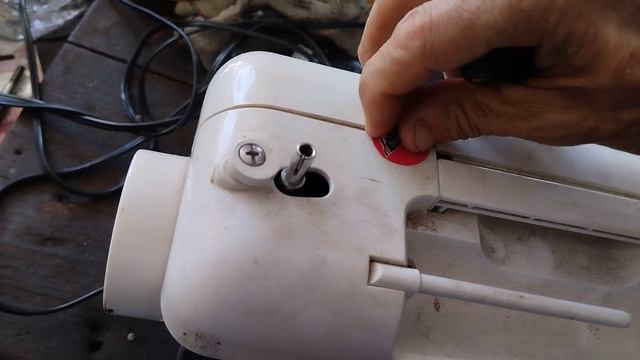Máquina de coser Janome My excel 4014. Cómo retirarle las cubiertas para repararla. смотреть онлайн