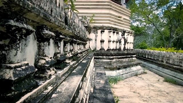 "dalada maligawa "in Sri Lanka with a structure similar to the Temple of the Tooth смотреть онлайн
