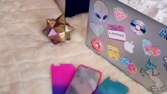 DIY Holographic iPhone Cases! | Holographic Starbucks Cup! | DIY Laptop Stickers | iPhone Charger! смотреть онлайн