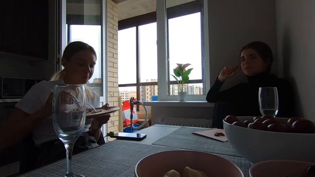 VLOG #17| Drunk talks с подружкой, новоселье, доставка еды из Grow Food, рецепт сливочной пасты смотреть онлайн