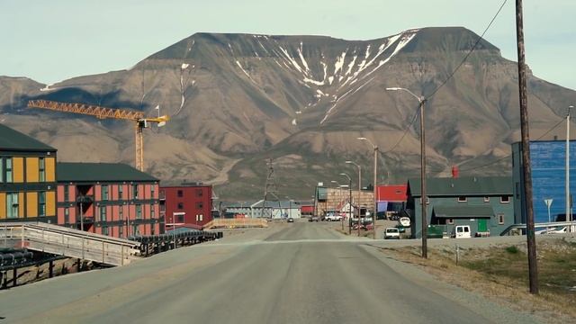 What's Life Like In The World's Northernmost Town?! | Longyearbyen | SVALBARD