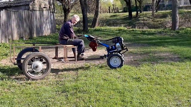 Сельское транспортное средство - мотоблок с прицепом смотреть онлайн
