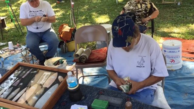 bois d'arc primitive skills camp and knap-in walkaround смотреть онлайн