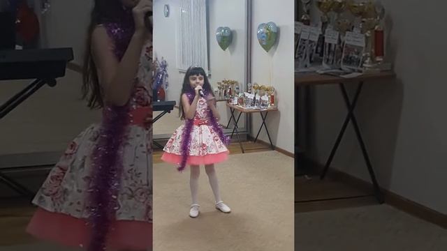 Песня "Метелица" Калайджан Диана вокальная студия "Светлячок" смотреть онлайн