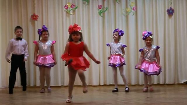 Выступление концертной студии GALASTAR "Мы маленькие звезды" смотреть онлайн