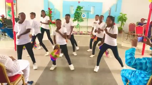 victory chant dance choreography RCCG HOPE ASSEMBLY смотреть онлайн