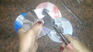 Секрет лёгкой нарезки дисков!!!  The secret of easy cutting of CDs !!!