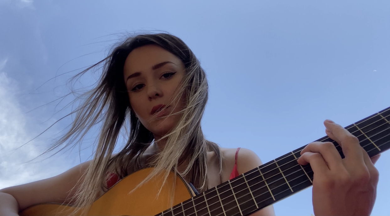 Таис - искалгдея смотреть онлайн