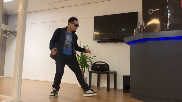 BEAT KILLER | Freestyle Elyas | Robot Dance #Popping | TWERL - Killerz смотреть онлайн