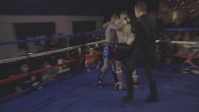Golden Gladiators 2: Lewis Guest VS Alistair Burdus смотреть онлайн