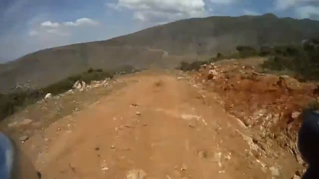 Κατάβαση Μαρμαρινή με ποδήλατο смотреть онлайн