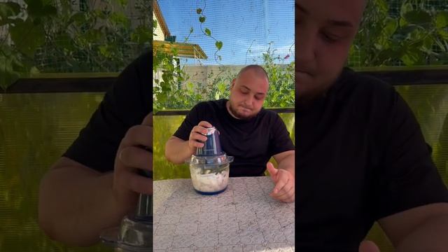 Готовим вкуснейшую намазку #рецепт #дача #намазка #закуска #паштет #хлебопечка #комбайн #вкуснаяеда смотреть онлайн