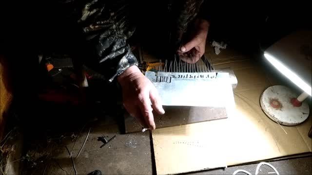 Изготовление грабли для сбора ягод смотреть онлайн