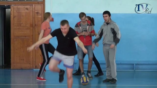 Веселые старты на географическом смотреть онлайн
