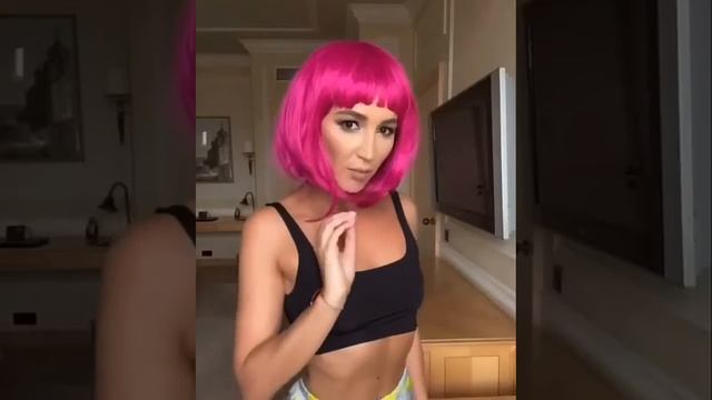 В какой цвет покраситься? ??✨ смотреть онлайн