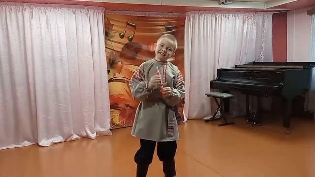Емельянов Серёжа. Русская народная песня "на зелёном лугу" смотреть онлайн
